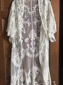 Elegant Lace Kimono Cardigan