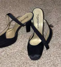 Vintage  Black Pumps