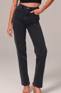 Abercrombie 90s Straight Jeans High Rise Women’s Size 32 or 14 Long Black Denim