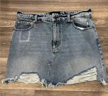 Ser. O. Ya. Women’s Distressed Denim Jean Shorts Size 28 Revolve