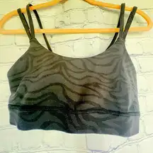 Alo Work it Out Zebra Yoga bra - Size Small