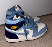 NWT Women’s Jordan Athletic Shoes in Blue and White Size: 9