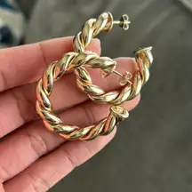 Gold Kendra Scott Hoop Earrings