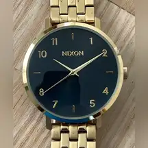 Nixon The Arrow Point It Watch Black Dial Gold-Tone Bracelet New Crystal