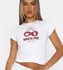 NWT NEW White Fox Feel The Love Baby Tee size L