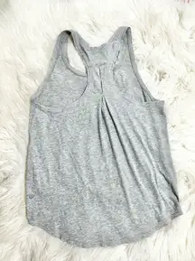 sleeveless pleated love tank in heathered core light grey