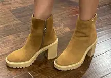 Dolce Vita caster boot 6.5