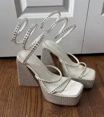 Cape Robbin Thankful Rhinestone Wrap Up Platform Sandals size 6