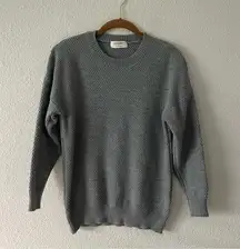 Zenana Gray Sweater Basic Waist cut Size Small