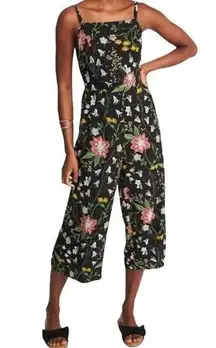 Old Navy Culotte Jumpsuit Sleeveless Cami Spaghetti Strap Crop Black Floral XS