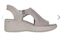 Sandals Skechers Slip-ins Martha Stewart: Pier-Lite - Park Path  women 8