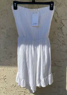 NWT Girl and the Sun size extra small white dainty ruffle smocked tube romper