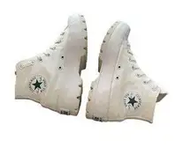 Converse  Chuck Taylor All Star Lugged 2.0 Platform Sneaker size 7.5