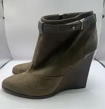 Coach wedge ankle boots size 8.5M suede leather