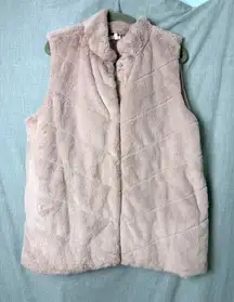 Maurices Plush Faux Fur Vest Soft Blush Neutral Sleeveless Winter Layer XL