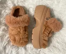 Crocs Stomp Quilted Clog Cork Brown