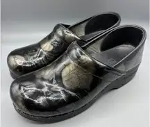 Dansko Clogs 41 Black‎ Floral Embossed Leather Professional Clogs