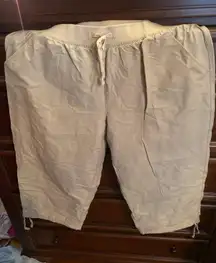 Now Khaki Capri