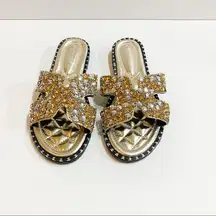 Wild diva lounge size 7.5 gold bling sandal