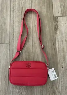 Lululemon wunder puff camera bag