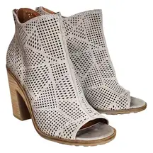 Vacob Open Toe Suede Perforated Bootie Light Gray Womens Size 6 NEW