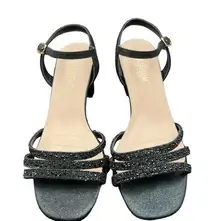 De Blossom Collection 3” black heel and 3 sequins straps. Size 8.