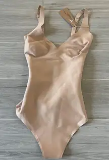 NWT SKIMS BODY UNLINED PLUNGE THONG BODYSUIT SIENNA S