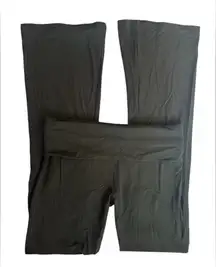 VS PINK Fold Over Flare Yoga Pants!