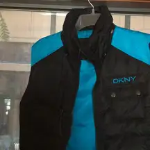 DKNY  VEST