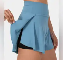 Halara High Waisted Split 2-in-1 Yoga Shorts 2” Medium Women’s Blue NWT