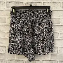 Women’s Abercrombie high waist black/white animal print lightweight shorts XS