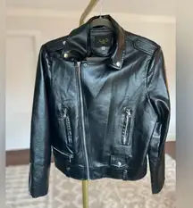 Classic Black Faux Leather Moto Jacket Edgy Streetwear Rocker Downtown Grunge