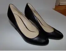 Marc Fisher classic leather 3 1/2" heel pumps 81/2 Preppy minimalist avant garde