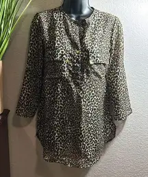 #353 Wishful Park sheer animal printed adjustable sleeve top size small