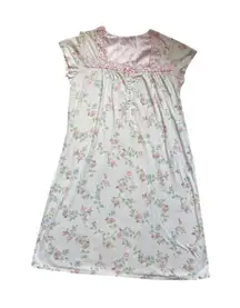 Vintage cottagecore Pink & Green Floral print lace square neckline sleeping gown