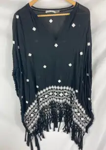 Alice + Olivia Black White Fringe Poncho Size M/L