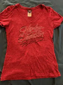 Womens Red Harley Davidson T-Shirt Des Moines, Iowa Size Small Distressed