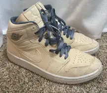 Women’s Air Jordan mid 1 se Sand drift Sneakers Shoes Basketball Nike Size 9 GUC