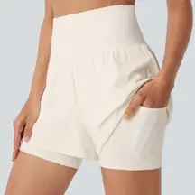 Halara Size M Softlyzero Airy Super High Waisted Yoga Shorts‎ 7" Pockets Egret