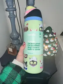 NWT Cat Lover Fasion Water Bottle! Get Yours Today!  Get For The Holiday!  