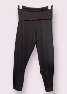 Aerie Offline High Rise Joggers in Black - size small