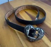 Justin black top grain cowhide heart buckle belt size 28