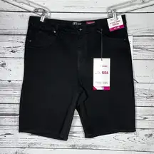 Faith Jeans Woman NWT Size 20W Black Denim Hi-Rise Skinny Bermuda Jean Shorts