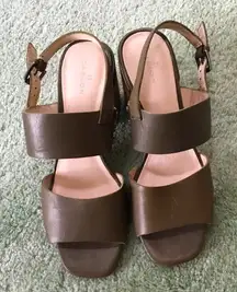 ULTRA COMFY leather sandals 🌷🌷🌷NWOTB