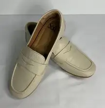 Sofft Cream Moccasins Slip-On Shoes