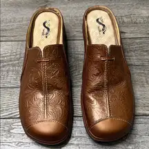 SoftWalk Tan Leather Slip-On Shoes