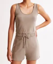 Abercrombie & Fitch Traveler Romper Womens XLP Beige Sleeveless Basic Minimalist