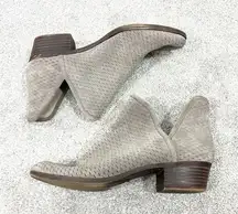 Lucky Brand Size 9 Brown Baley Heeled Ankle Boot