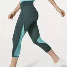 Lululemon Women's Mix & Mesh Crop Size 4 Teal Green