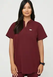 FIGS Technical Collection Womens Kitale Maternity Nursing Scrub Top XL‎ Burgundy